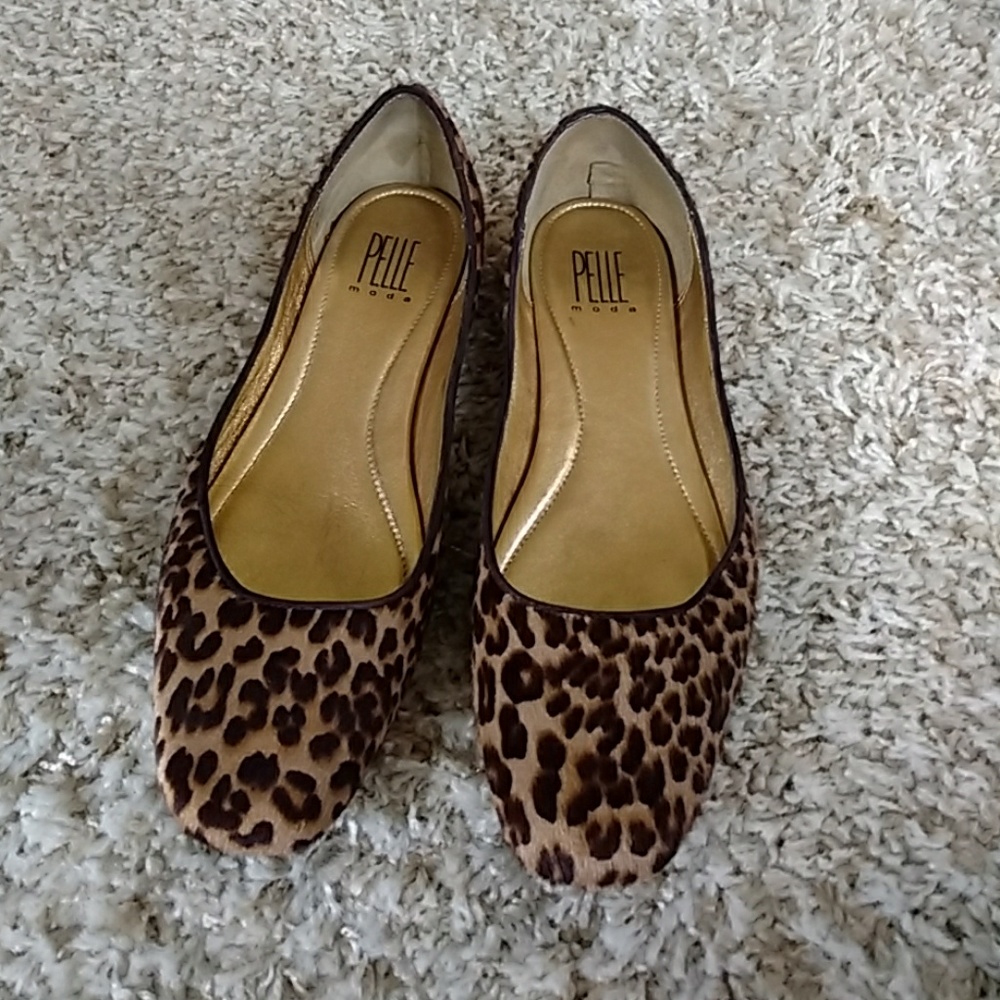 Pelle Moda flats